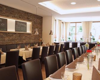Landhotel Ewerts - Nuerburg - Restaurante