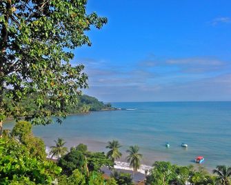 Cascada Verde Eco Lodge & Hostel - Uvita - Спальня