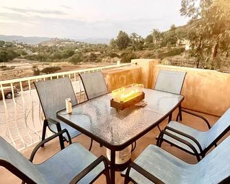 Mediterranean Villa on Large Acreage - San Marcos - Balcony