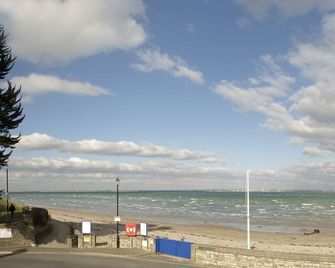 The Boathouse - סיוויו - חוף