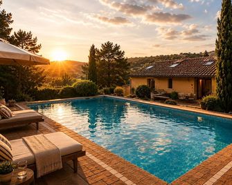 Privat guest room in family villa in nature close to Madrid - Las Rozas - Bazén
