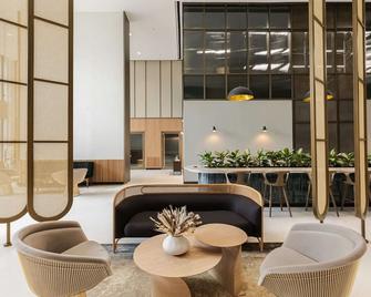 Nuvola Suite by CasaCity - Manchester - Lobby