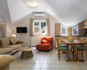 Attic Retreat - Argostoli - Pokój dzienny