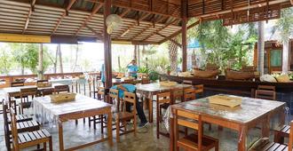 Baan Siriporn Resort - Samut Songkhram - Restaurant