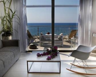 Mare Dei Suites Hotel Ionian Resort - Pyrgos (Ilia) - Huiskamer