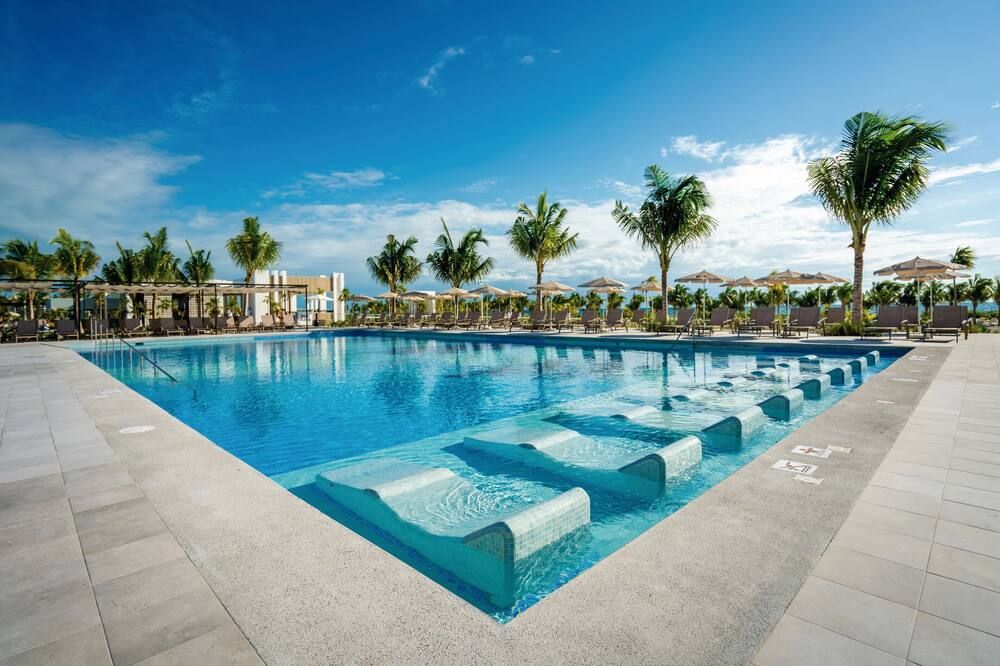 Hotel Riu Latino - Cancún - Piscina