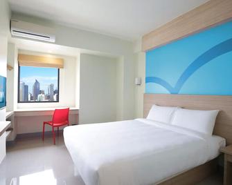 Hop Inn Hotel Tomas Morato Quezon City - Quezon City - Bedroom