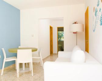 Cabanas 21 De Enero - Puerto Madryn - Living room