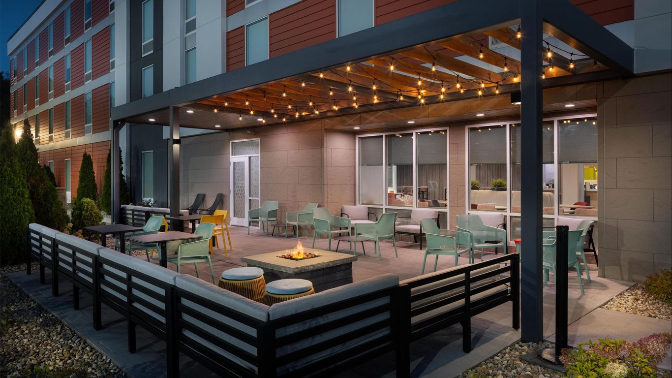 Home2 Suites by Hilton Jackson, MI