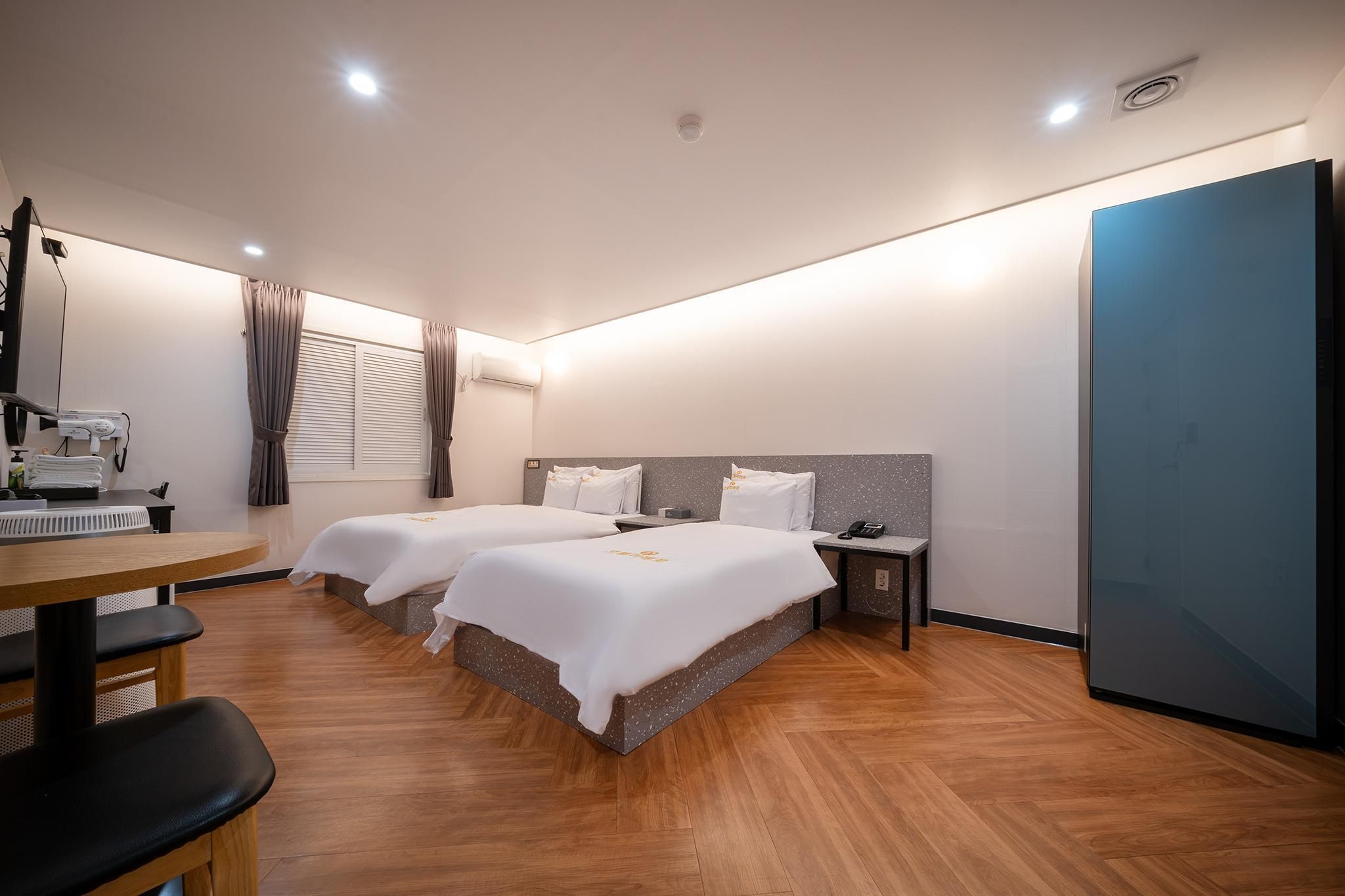 Gwangju Chungjangro Hotel Ribero thumbnail 2