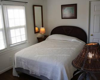 Rockhold Creek Cottage, Water Front, Vacation Home, Docks - Deale - Habitación