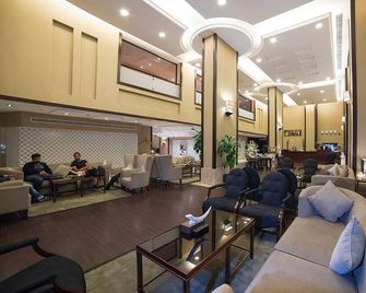 Zara Continental Hotel - Al Khobar - Lobby