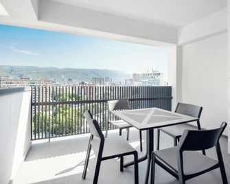 Aura Tbilisi Living By Dnt Group - Tbilisi - Balkon