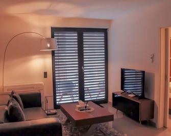 Bluestone Boarding Apartments - Düsseldorf - Salon