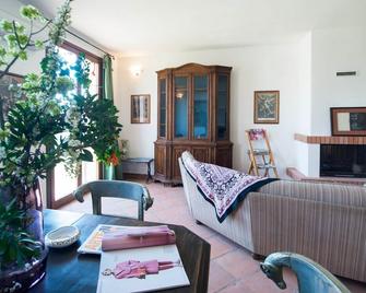 Residenza Revolution Tiziana - Capalbio - Wohnzimmer