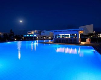 Insula Alba Resort & Spa (Adults Only) - Hersonissos - Pool
