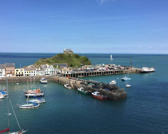 Epchris House - Ilfracombe