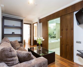 هوتل تابورينتي - سانتا كروث دي تينيريفه - غرفة معيشة