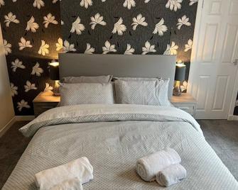 Cosy Cottage Apartment - Helensburgh - Bedroom