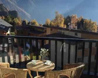 Modern Apartment Les 2 Alpes, Panoramic Views Ski-in/out-lift 1min. Free Wi-fi. - Les Deux-Alpes - Balcony