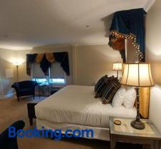 Hydrangea House Inn