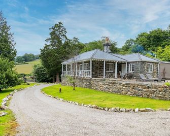 Cae Mab Dafydd - Llanfairfechan - Будівля