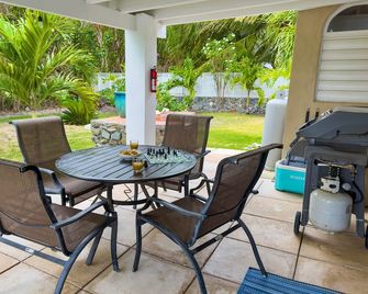 Beach Stone House - West End - Patio