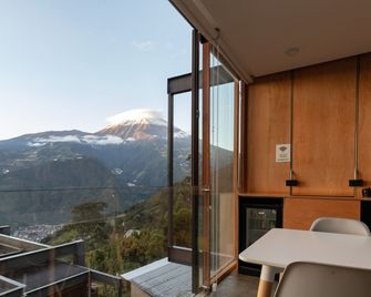Deluxe Volcan Primeras Suites Colgantes Del Mundo - Banos - מרפסת