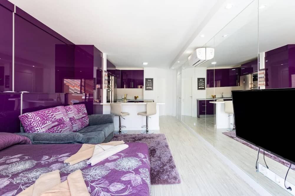 لاس فيستاس تي آر جي تينيريفي رويال جاردنز