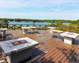 Hotel & Restaurant Makinoki - Shima - Balcón