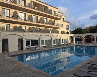 Hotel Canal Olimpic - Castelldefels - Piscina