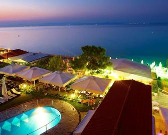 Hanioti Grandotel - Chaniotis - Piscina