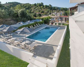 Dream House - Platanias - Bazén