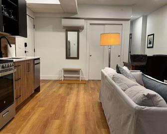 Refined City Living, Unit 606 - Halifax - Pokój dzienny