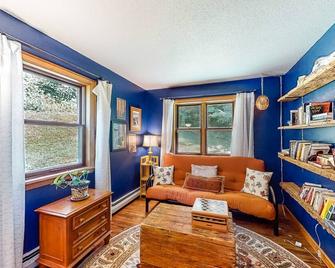 Pittsfield Paradise - Pittsfield - Sala de estar
