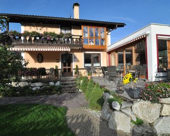 Hotel Garni Otto Huber - Oberammergau - Bygning