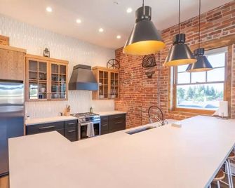 Historic Main Street Lofts - 3rd floor - Gunnison - Cozinha