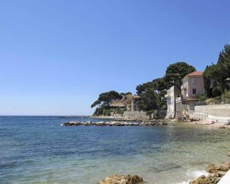 Apartment Hameau de Provence-2 by Interhome - Bandol - Balkon