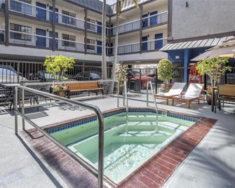 Best Western Airport Plaza Inn Hotel – Los Angeles LAX - Inglewood - Pool