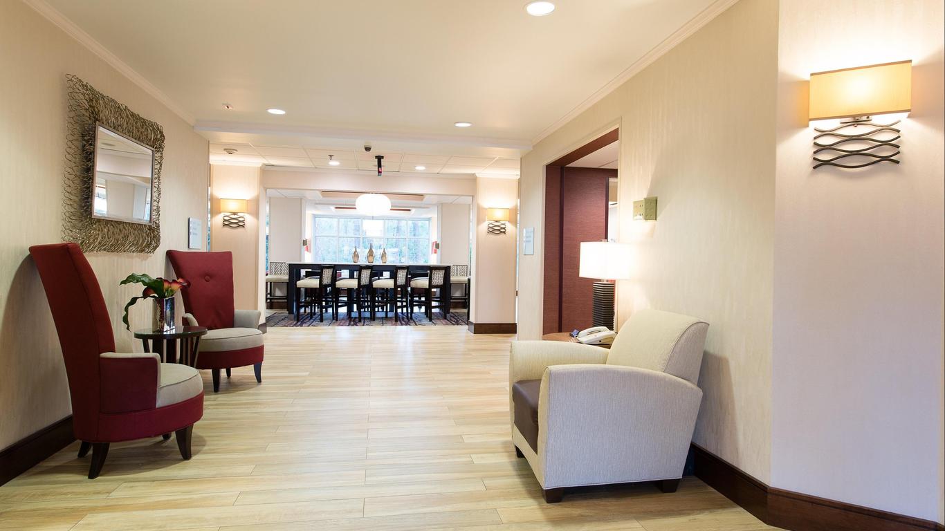 هوليداي إن إكسب والتربورو باي آيتش جي