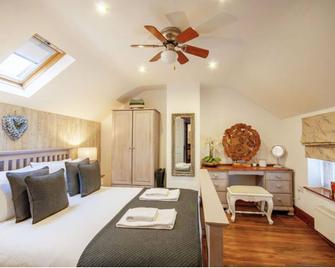 Christmas Cottage Beautiful Two Bedroom Vintage Village Country Cottage. - Blakeney - Bedroom