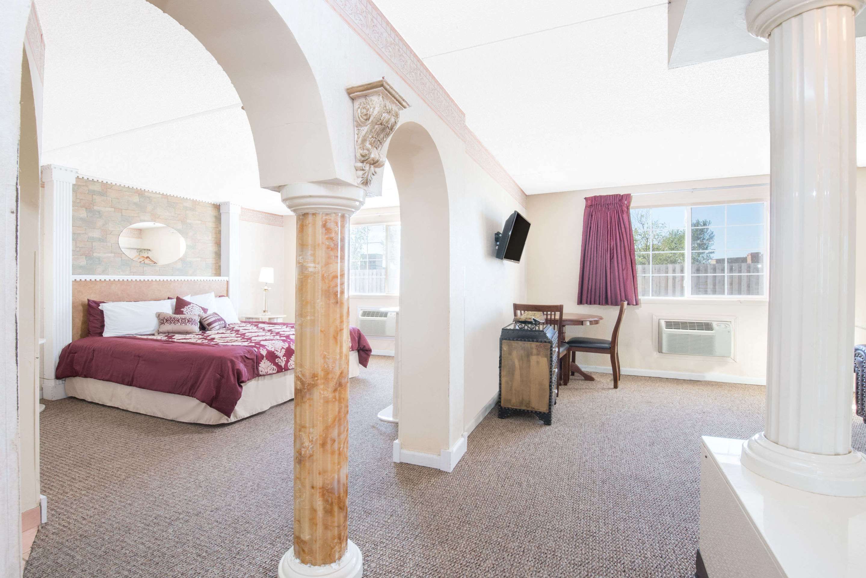 نايتس إن جراند فوركس - غراند فوركس - غرفة نوم