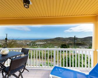 Annas Retreat- Home Away From Home - Saint Thomas Island - Balcón