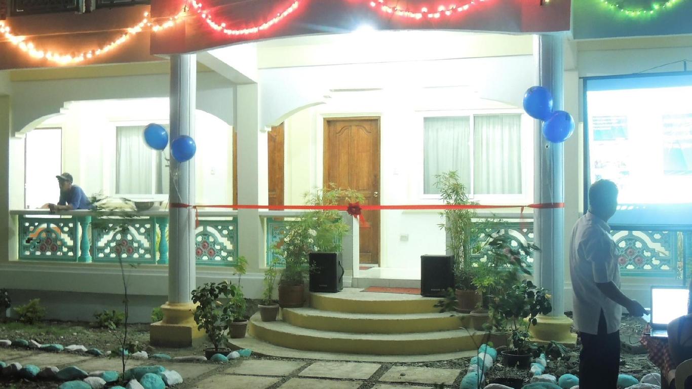 Palm Grove Saud Holiday Complex Hotel