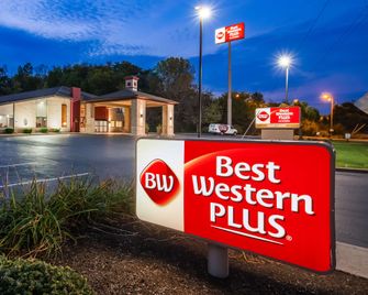 Best Western Plus North Canton Inn & Suites - North Canton - Edificio