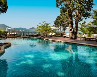 Centara Villas Phuket (Sha Plus+) - קארון - בריכה