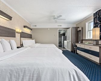 Adventurer Oceanfront Inn - Wildwood