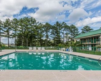 2 Queen Bed|smoking|douglas Ga - Douglas - Pool