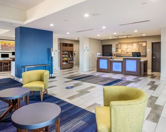 Holiday Inn Express & Suites Tulsa East - Catoosa By IHG - Catoosa - Salónek