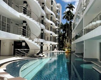 B14 Pool Access Partial Seaview 2brs 1 bath at Karon - Karon - Pool